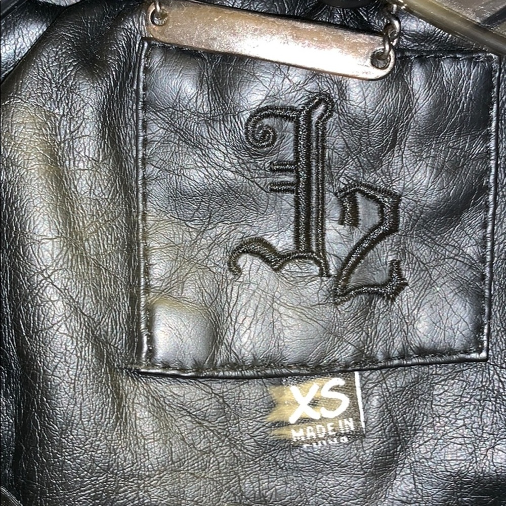 Leather Jacket - Picture 3 of 4